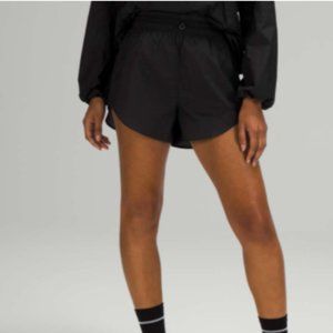 lululemon Step Out Shorts Black New Size 8